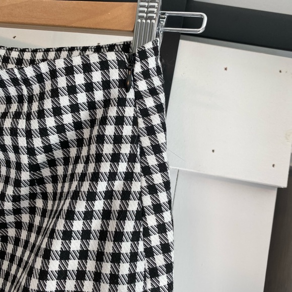 Dynamite Mini Plaid Skirt - Picture 3 of 6